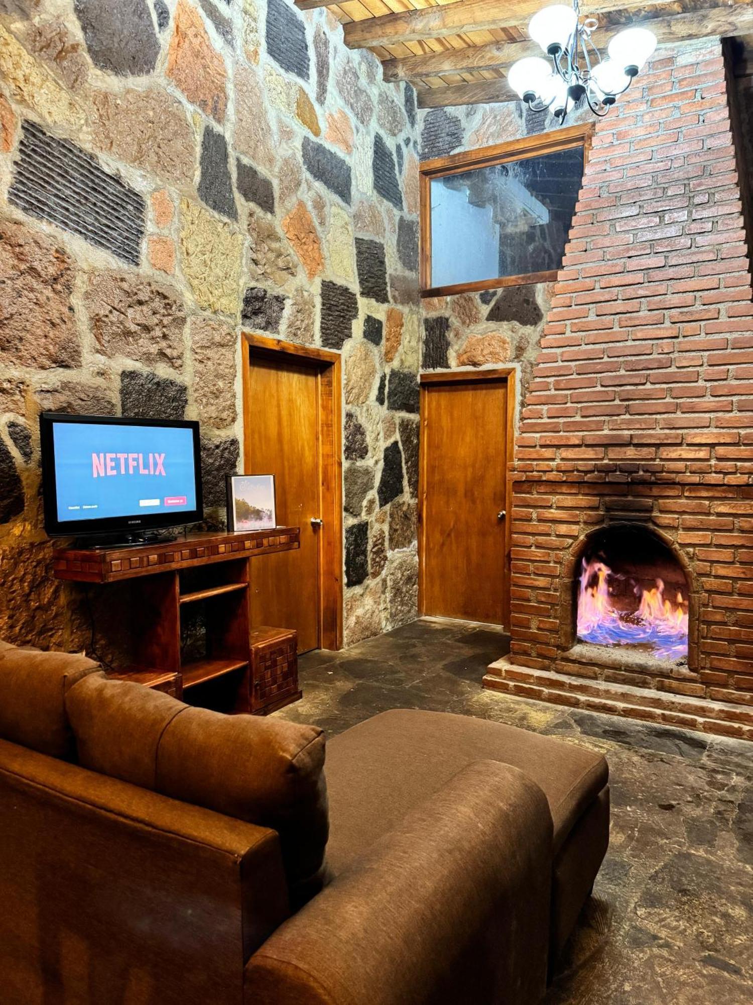 Los Azufres Spa Natural エクステリア 写真